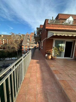 Ático en alquiler en La Teixonera en Barcelona