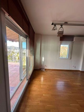 Ático en alquiler en La Teixonera en Barcelona