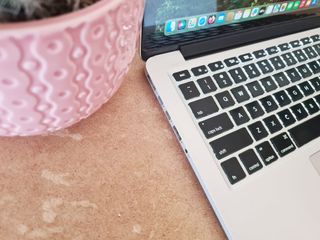 APPLE MacBook Pro 13 2014 256GB SSD 8GB RAM