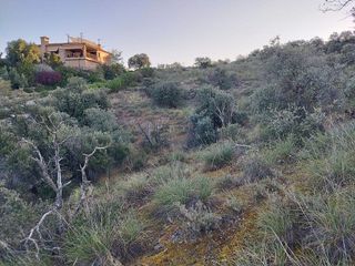 Terreno en venta en Los Cigarrales-La Bastida en Toledo