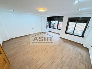 Piso en alquiler en L'Alquenència en Alzira