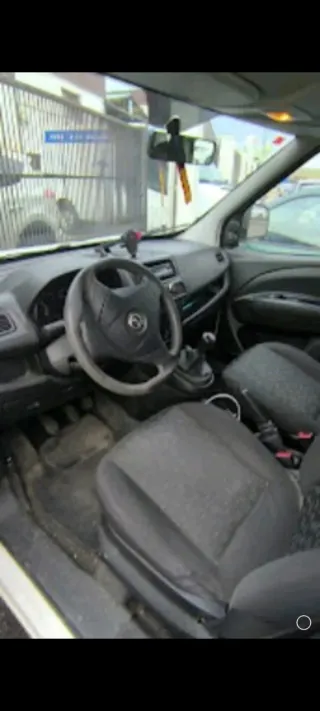 Opel combo  1.3 90cv 2014