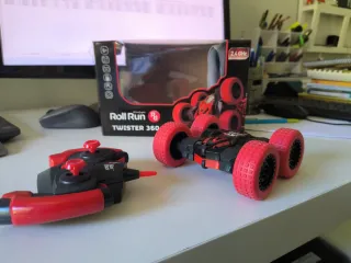 Coche teledirigido Roll Run Twister 360