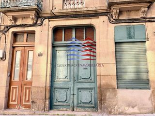 Edificio en venta en Ventiun en Ourense