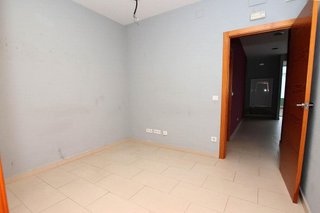 Local comercial en venta en Montijo