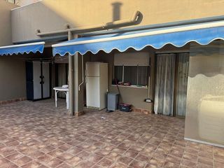 Chalet en venta en Carolinas Altas en Alicante