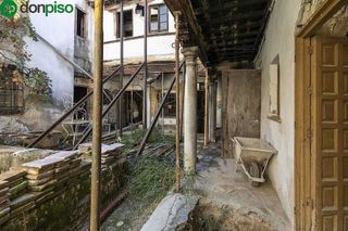 Edificio en venta en Albaicín en Granada