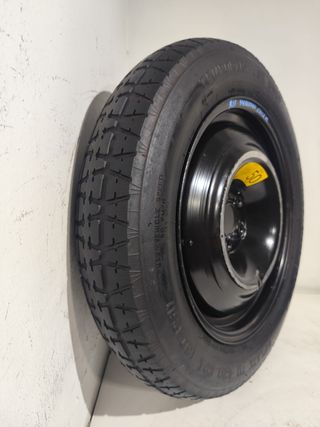 Llanta de repuesto mercedes neumáticos 155/90R18