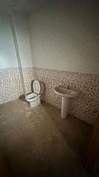 Local comercial en alquiler en Ibi