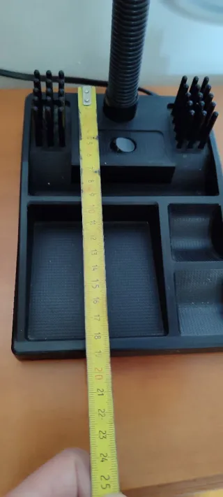 Lámpara flexo de escritorio negra con base