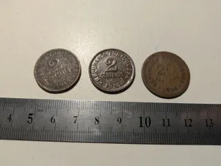 Lote monedas 10, 5 reis siglo xix y centavos s.xx