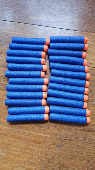 Pistola Nerf Élite Strongarm + 24 dardos
