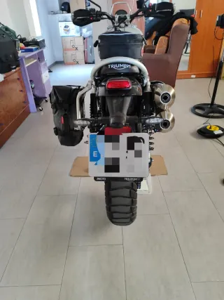 Triumph Scrambler 1200 X gris