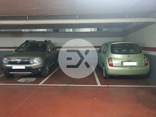 Garaje en venta en El Castell-Poble Vell en Castelldefels