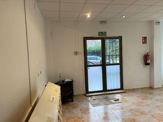 Local comercial en venta en Olivenza