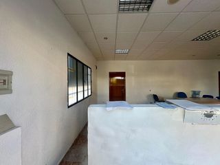 Local comercial en venta en Olivenza