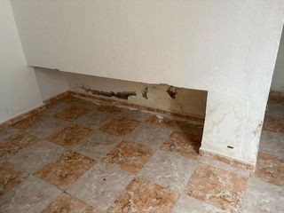 Local comercial en venta en Olivenza