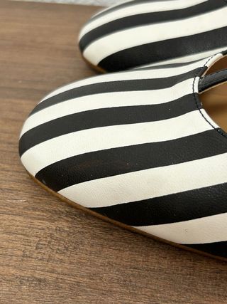 Bailarinas piel rayas T-strap Talla 41
