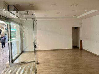 Local comercial en alquiler en Calella