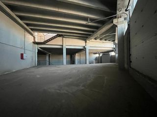 Nave industrial en alquiler en Gràcia en Sabadell