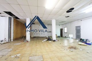 Local comercial en venta en Rocafonda en Mataró