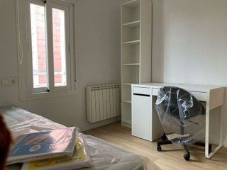 Piso en alquiler en Polígono Cartuja – La Paz en Granada