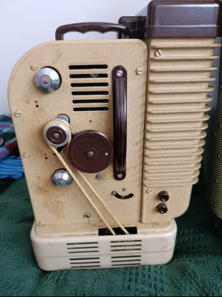 Proyector Cine Vintage Eumig P26