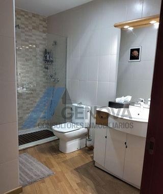 Local comercial en alquiler en Rocafort