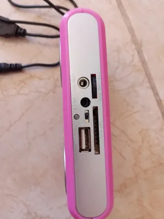 Altavoz Portátil HI-C1 Rosa. Por estrenar