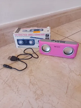Altavoz Portátil HI-C1 Rosa. Por estrenar