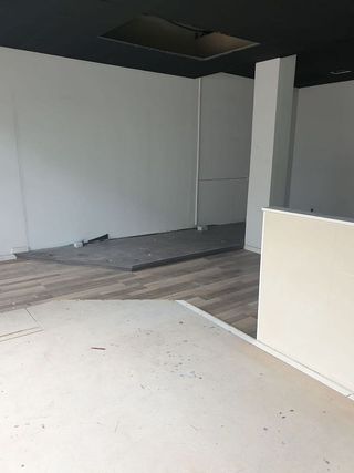 Local comercial en venta en Passeig Maragall - Zona Estació en Gavà