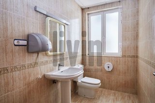 Oficina en venta en Avda de Madrid - Pº de la Estación en Jaén