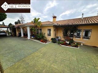 Chalet en alquiler en Calaburra - Chaparral en Mijas