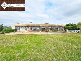 Chalet en alquiler en Calaburra - Chaparral en Mijas