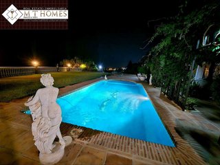 Chalet en alquiler en Calaburra - Chaparral en Mijas