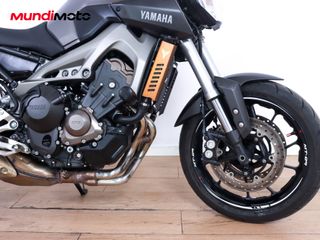 YAMAHA MT 09