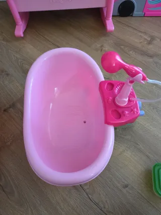 Bañera y balancín para muñecos