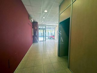 Local comercial en venta en Passeig Maragall - Zona Estació en Gavà