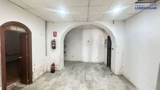 Local comercial en alquiler en Lebrija