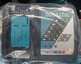 Caricabatterie Makita DC18RC Nuovo
