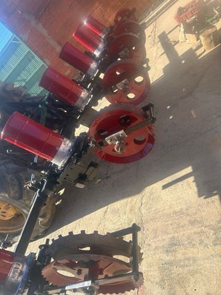 Sembradora hidráulica de 8 botes girasol