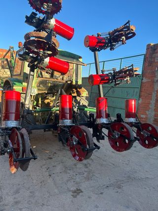 Sembradora hidráulica de 8 botes girasol