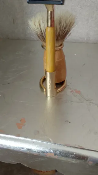 Set da Barba Omega Legno e Oro
