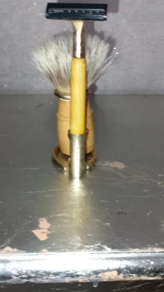 Set da Barba Omega Legno e Oro