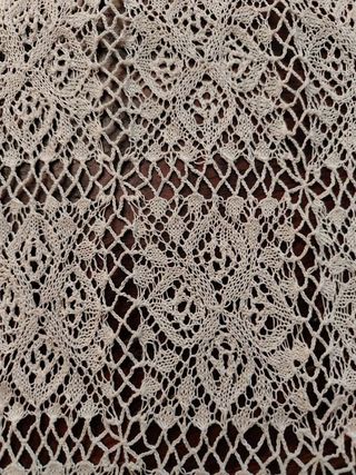 Centrotavola in pizzo beige