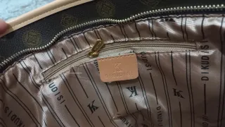 Bolso Tote Grande Dikudisi Marrón y Dorado