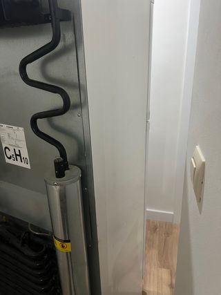 Nevera a gas y eléctrica BUTSIR