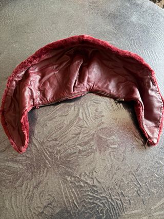 Coprispalle vintage in pelle e pelliccia