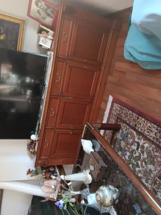 Mueble de salón de madera