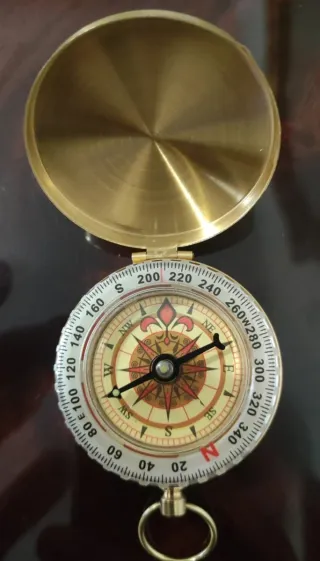 Bussola tascabile ottone design "Rosa dei Venti"